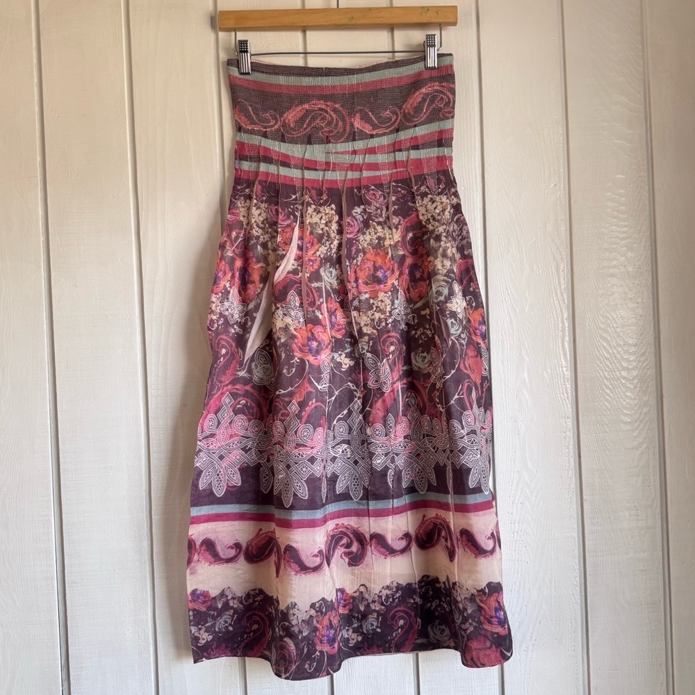 Lapis Clothing Floral Strapless Midi Dress